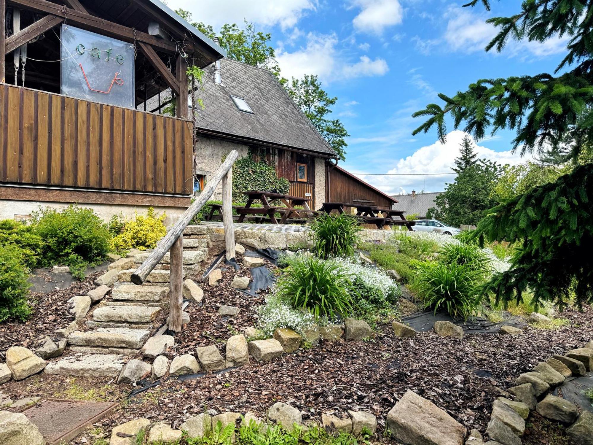 Penzion U Suchanku Mezimesti Exterior foto