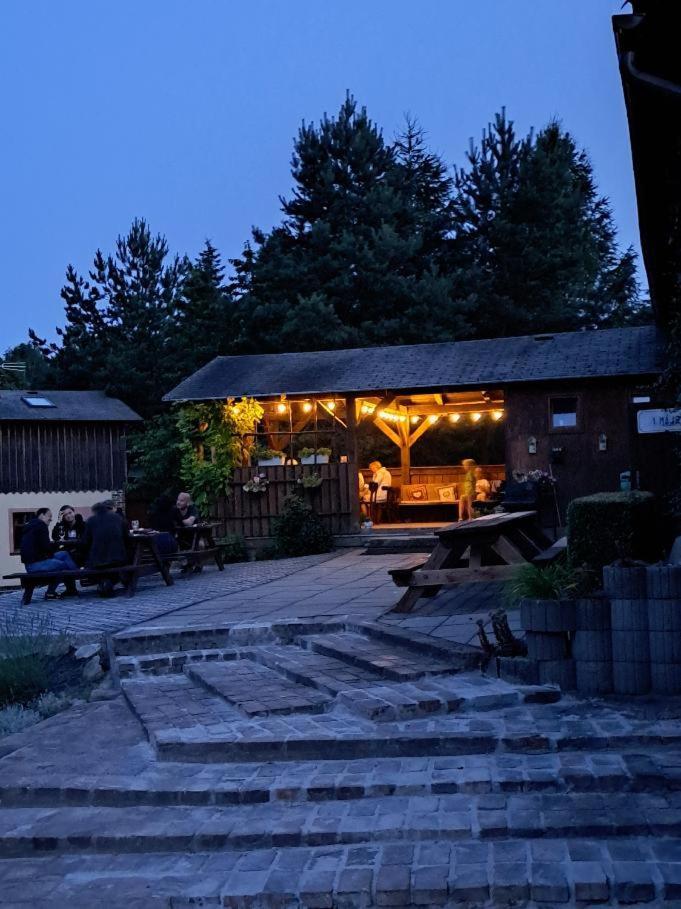 Penzion U Suchanku Mezimesti Exterior foto